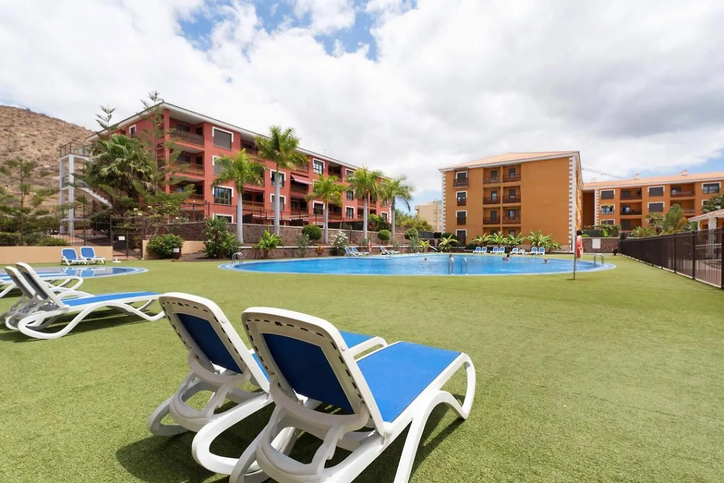Sunset Palm Mar - Family Friendly Suites Spain