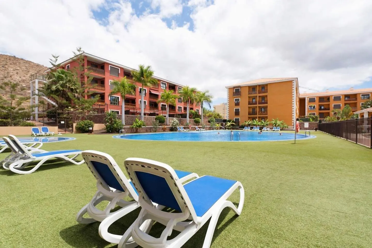 Sunset Palm Mar - Family Friendly Suites Apartment Palm-mar